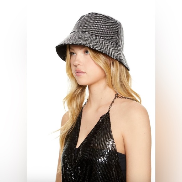 F21 Rhinestone Bucket Hat - NWT - Picture 3 of 6